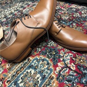 Banana Republic Men's Tan Leather Dress Shoes